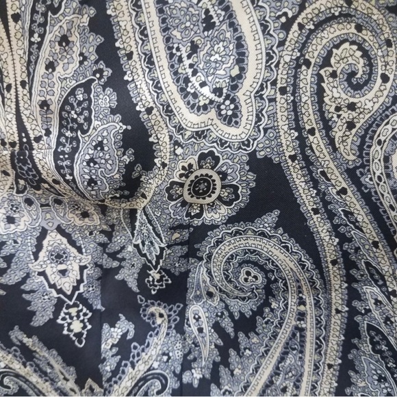 ANN Taylor Blue Silk Paisley Blouse Size 4 - Picture 5 of 12